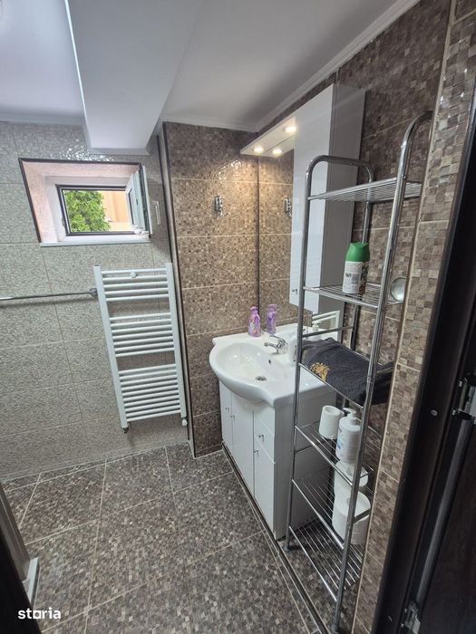 Apartament 3 camere, zona ultracentrala, mobilat, parter