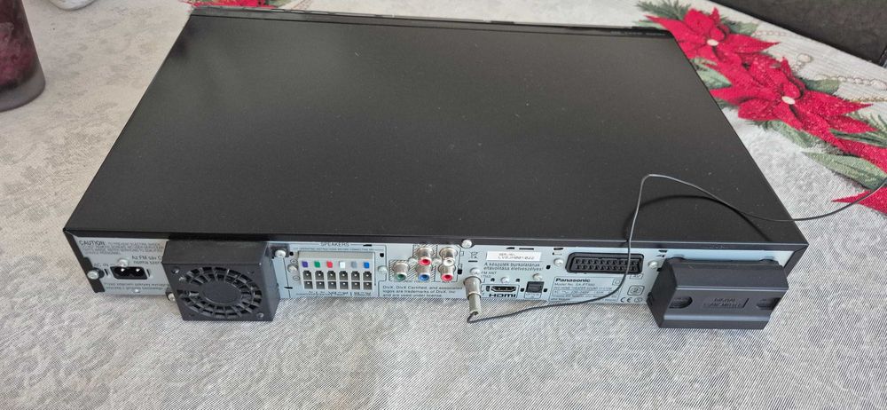Home theater/cinema Panasonic SC-PT560 si casti wireless Panasonic