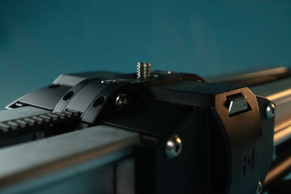 Продам слайдер Zeapon Micro 2 M600