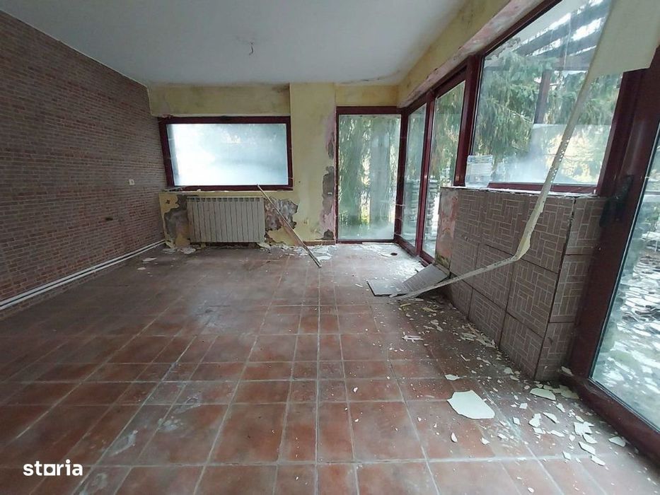 Azuga Vila De Vacanta Cu Vedere Pe Partia Sorica- Necesita Renovare