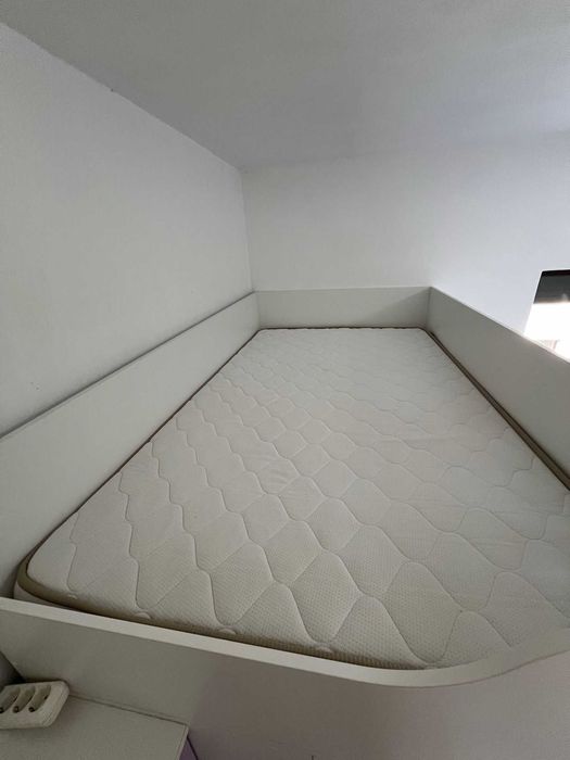 Vând mobilă de tineret