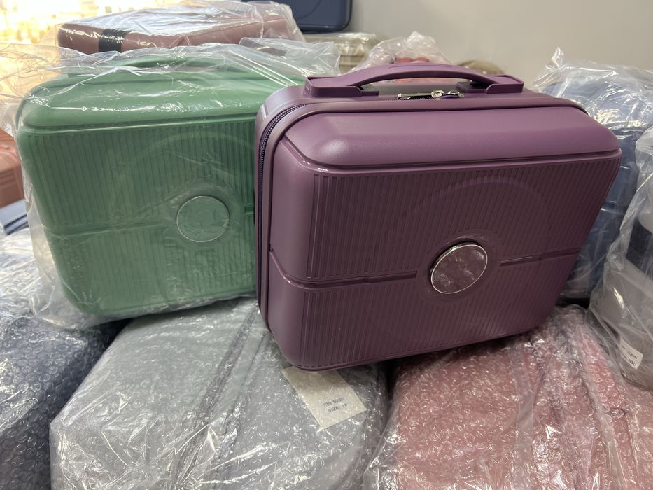 Дорожные сумки, кейсы