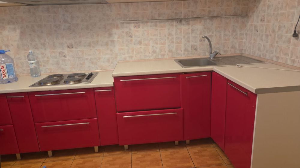Срочно продам кухонный гарнитур