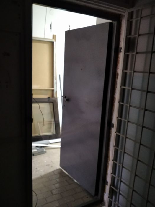 Продам дверь методическую утипленая