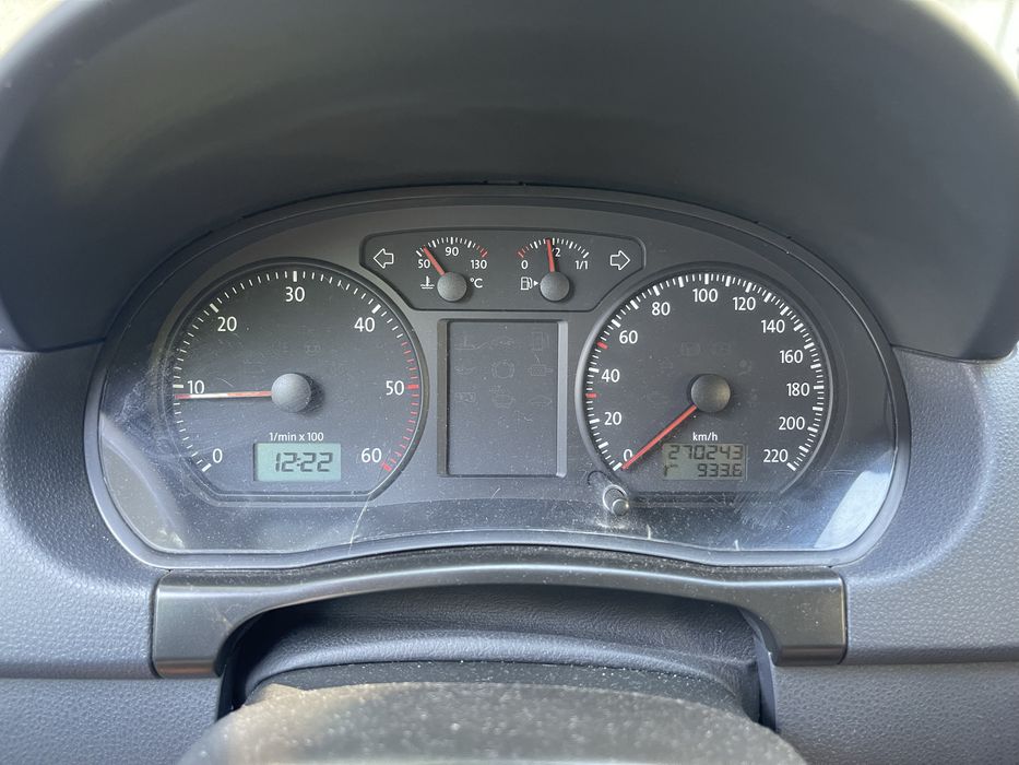 VOLKSWAGEN Polo 2007 — imagine 3