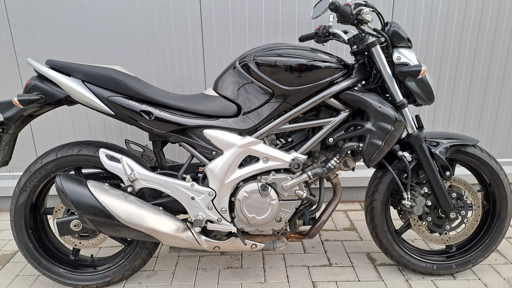 Suzuki Sfv650 Gladius 2010