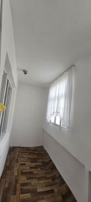 2 xonali uy arenda beriladi.Toshpo'lat,oydin holodilnik,kir moshina,tv