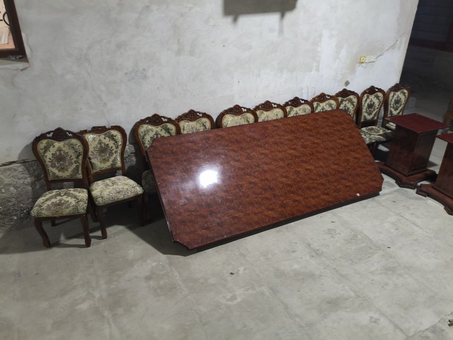 Стол устул сатылады