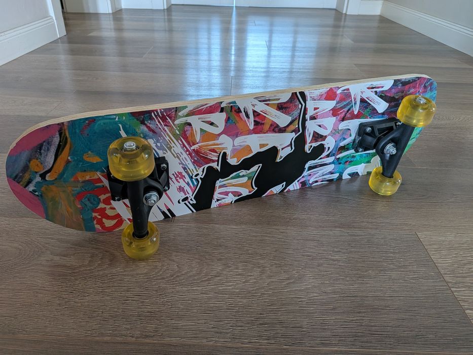PlacaSkate board din aluminiu model graffiti 71x20cm