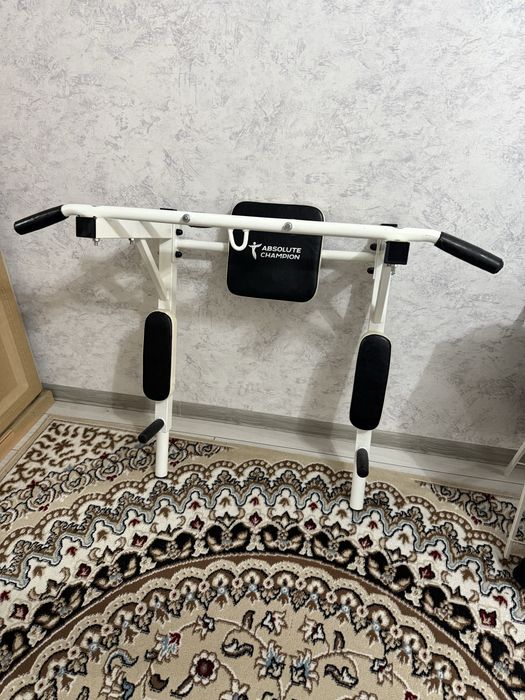 Турник в хорошем состоянии