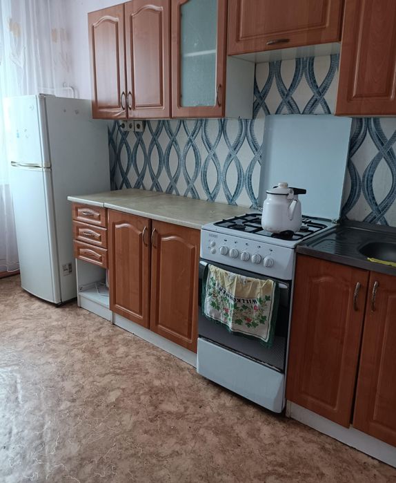 Сдам 1км кв.район Медикуса