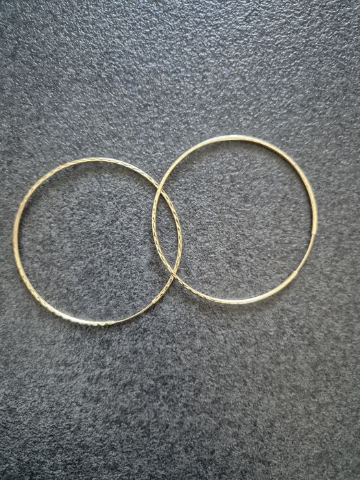 Cercei aur 14 k  rotunzi cu striatii si bijuterii pandora originale