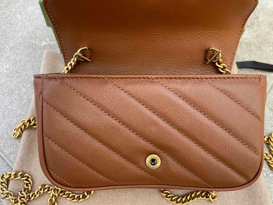 Geanta originala Gucci Marmont Super Mini piele maro Logo Gucci GG