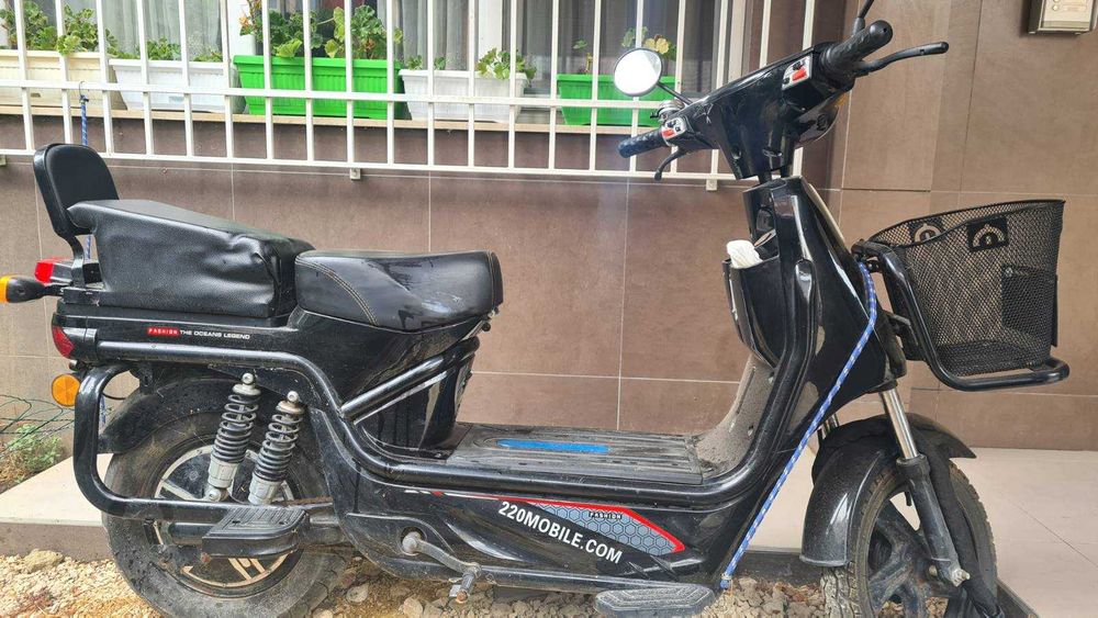 Ел.скутер 1500w 72v 220mobile