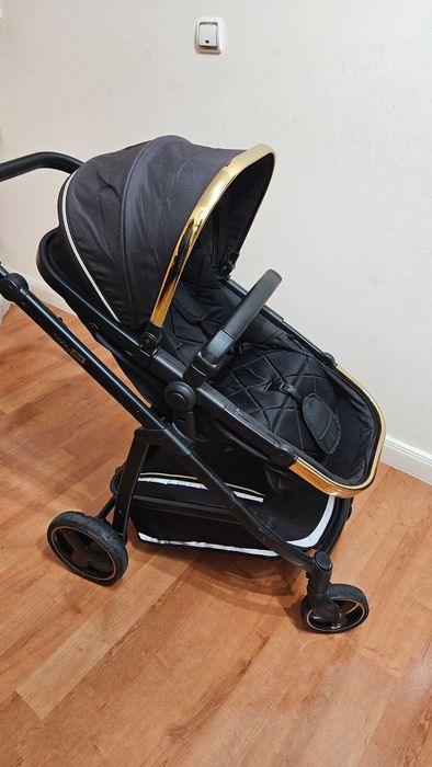 Комбинирана бебешка количка