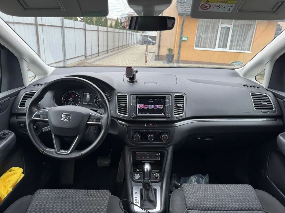 Seat Alhambra Sharan Inmatriculat 03/2025 in Romania