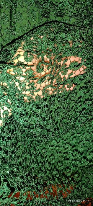 Нарядное гипюровое платье