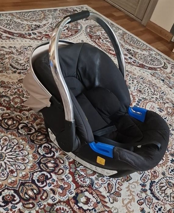 Детское автокресло Mothercare