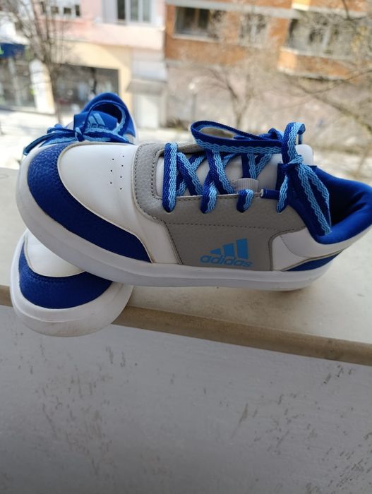 Маратонки Adidas