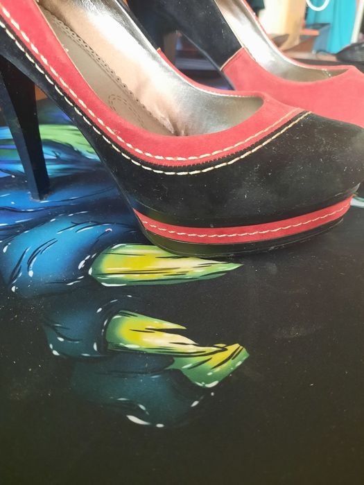 Продам туфли разные,  босоножки