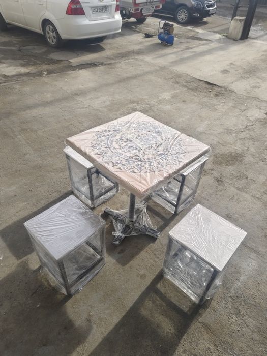 Лофт стол табуретки.