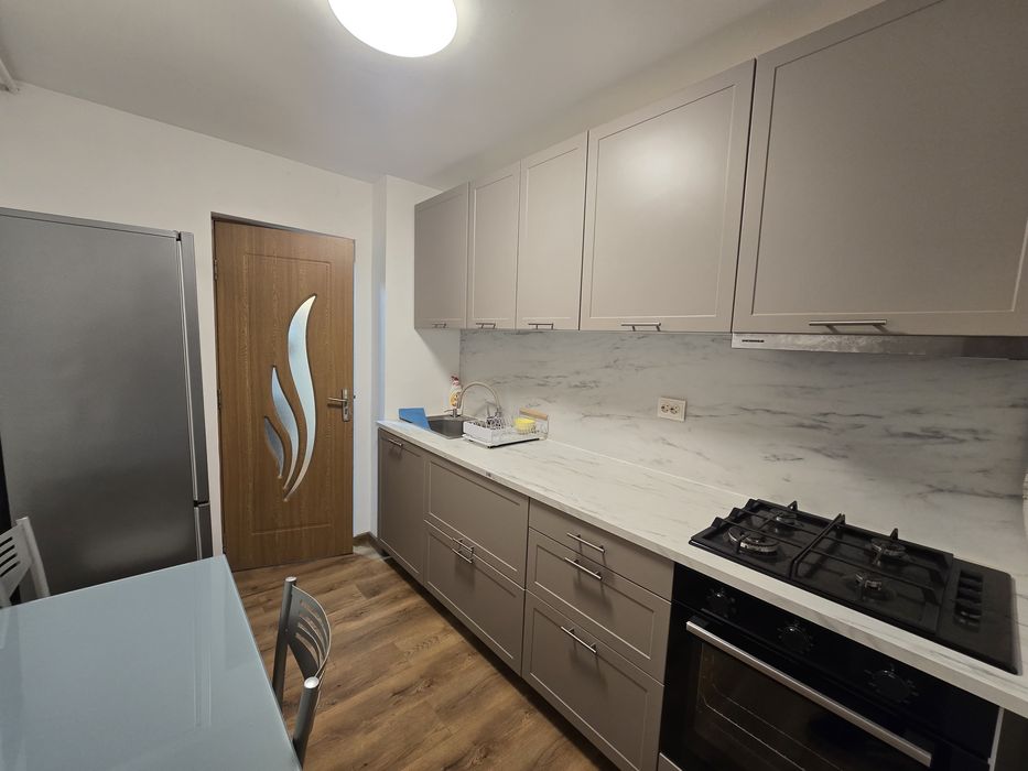 Inchiriez apartament 2 camere