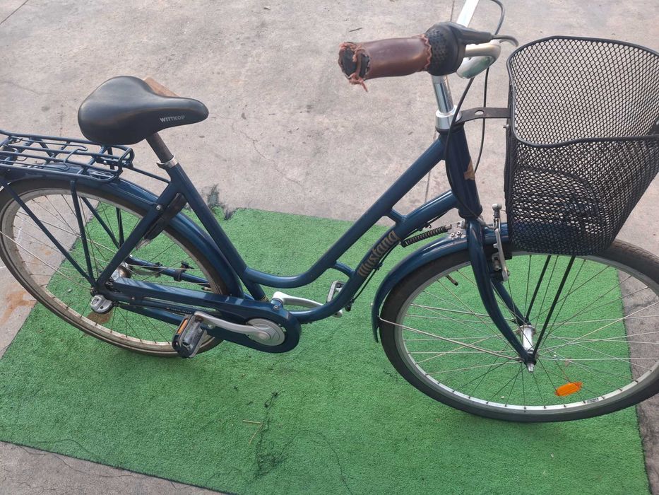 Градски алуминиев велосипед