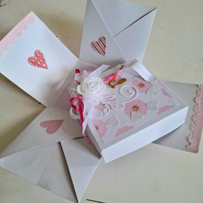 Експлодираща кутия "Сватба"