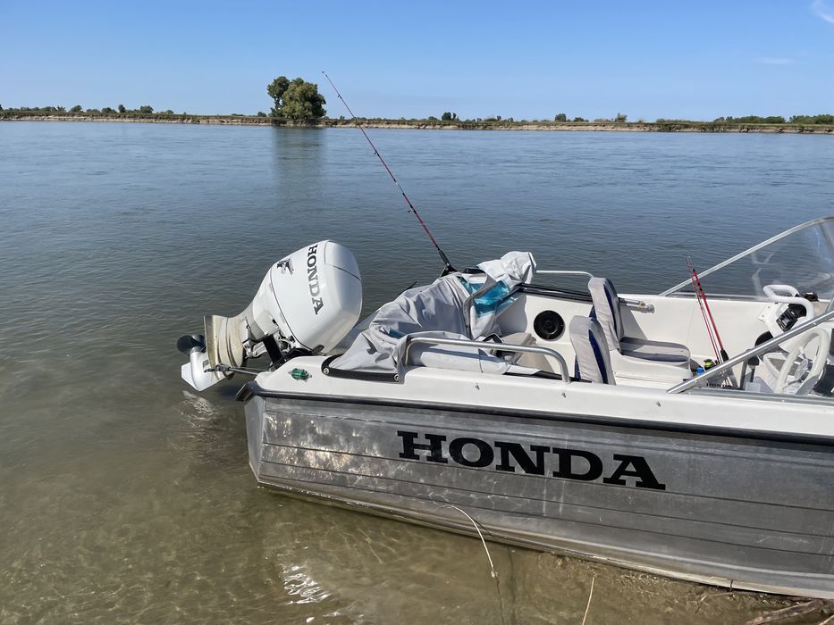 Продам катер алюминивый 2015 год