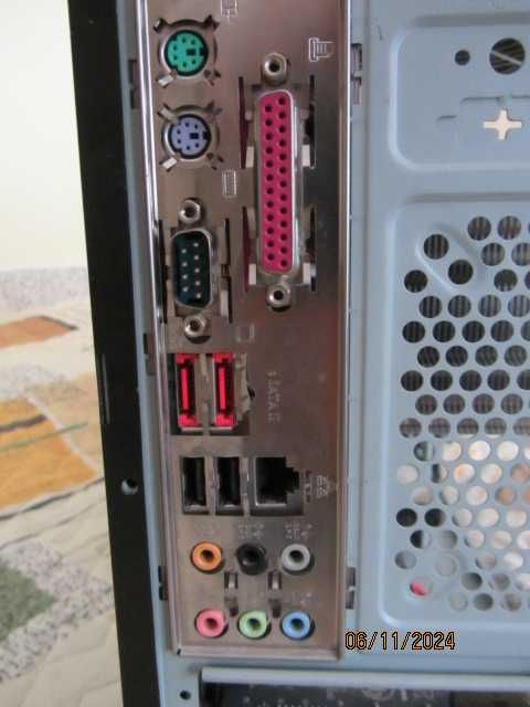 Настолен компютър - 164 GB хард диск