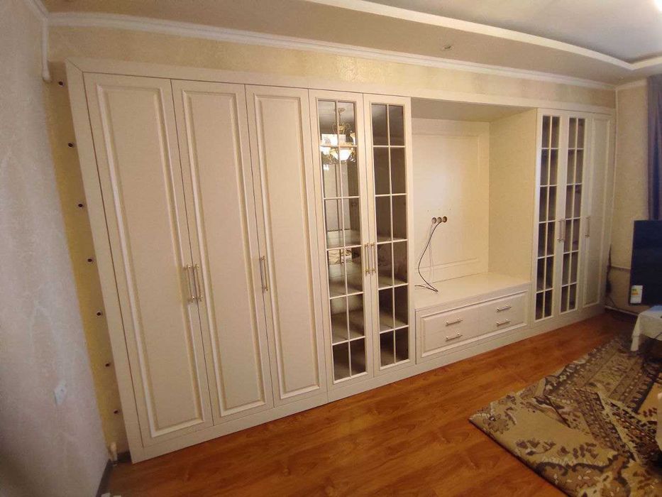 Шкафы, Горки и Стеновые панели под заказ