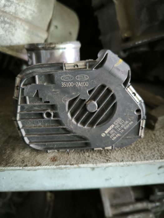 Дросел клапа за Hyundai I30 1.6crdi