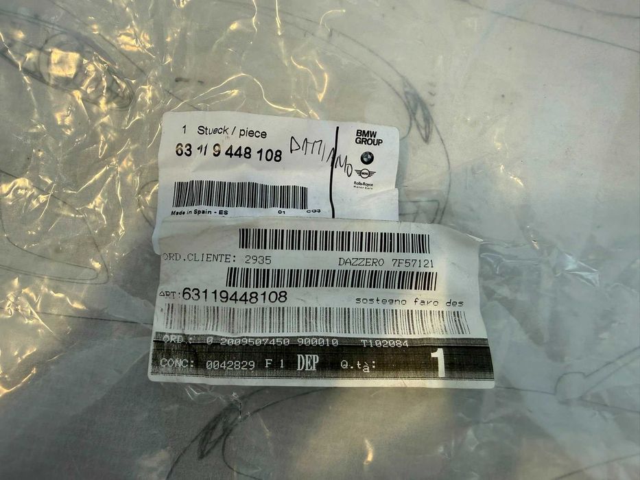 Suport Ghidaj Far Dreapta BMW Seria 1 F40 2020 / 2019-2024 Cod OEM 63119448108 (5C2)