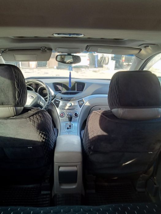 Субару трибека  продам