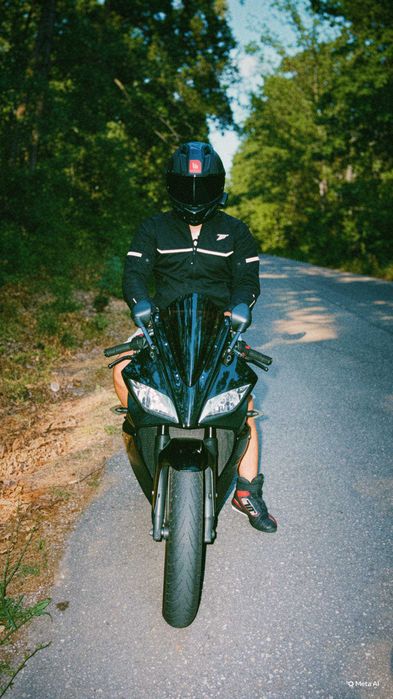 Yamaha YZF-R125 2010