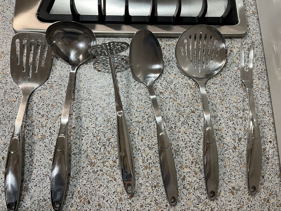 Продам набор кухонных принадлежностей