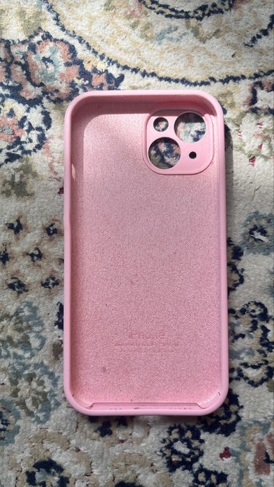 Чехлы на айфон 13