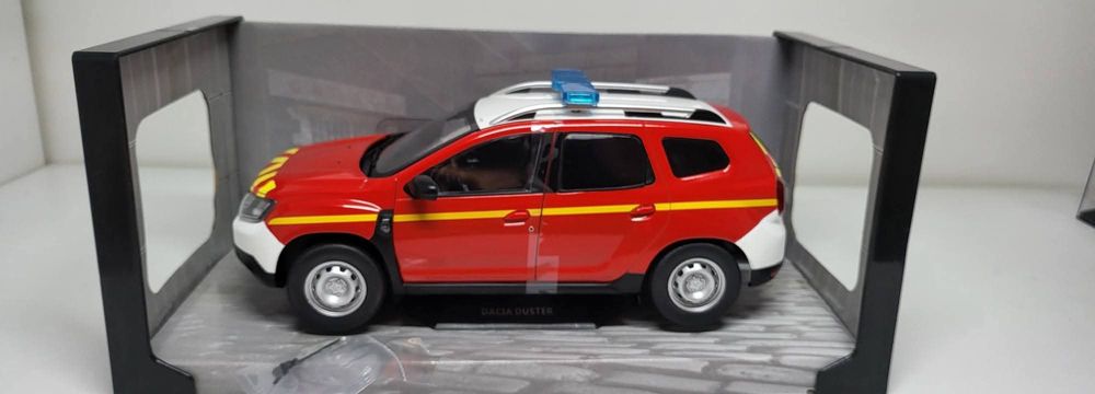 Machetă Dacia Duster 1/18 Solido