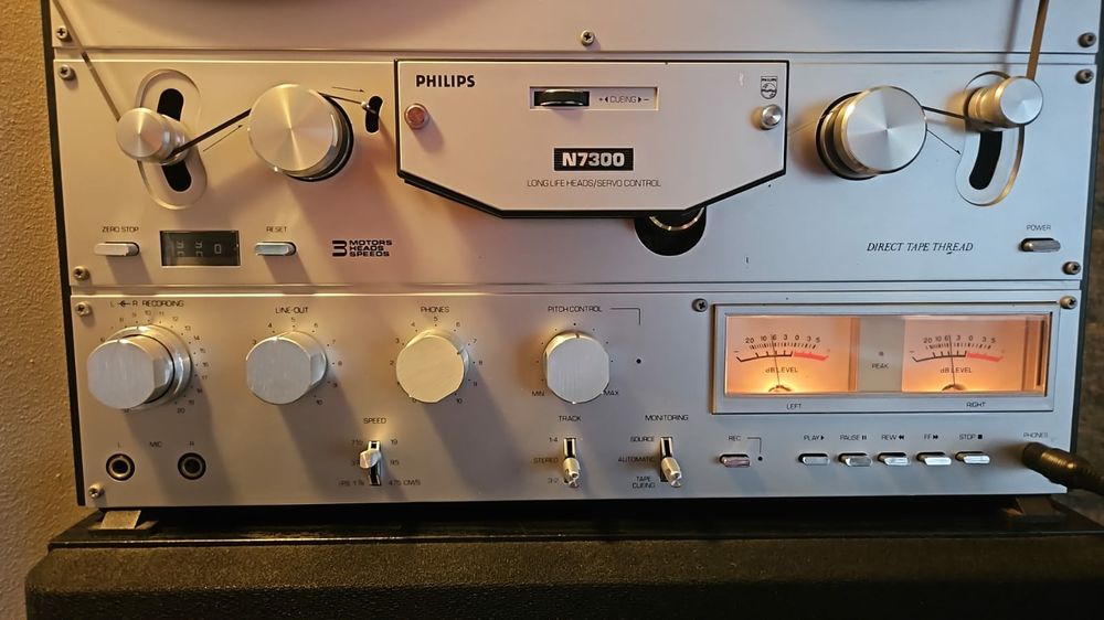 Magnetofon Philips N7300