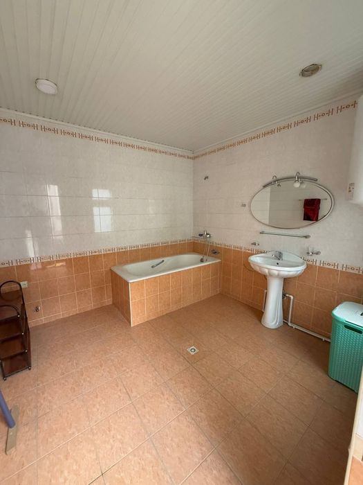 Shofayzi mahallada Hovli sotiladi