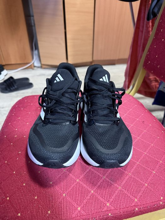 Оригинальные кроссовки Adidas