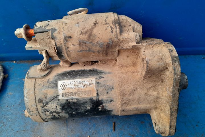 Electromotor 8200584664   M000T45171ZT Dacia Logan prima generatie