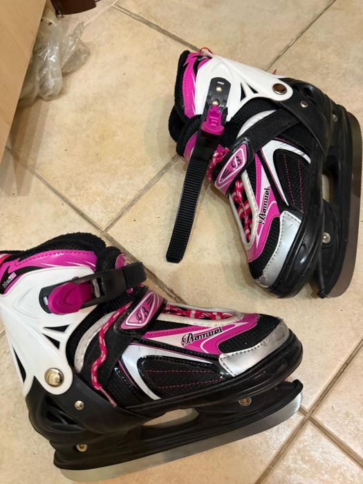 Коньки хоккейные