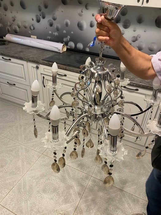 Люстра 8 рожковая