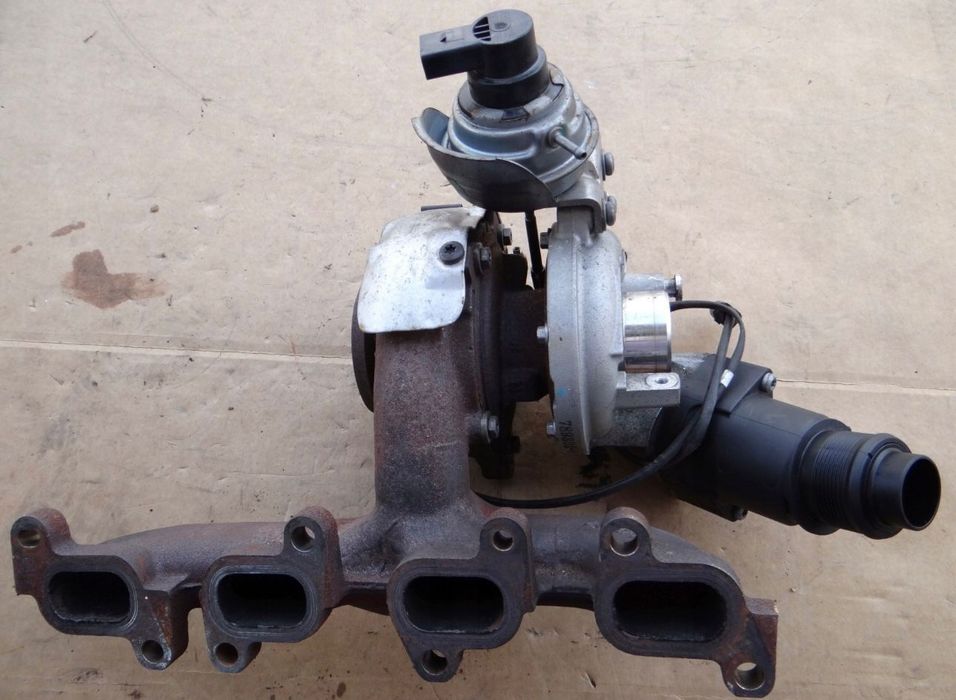 Turbina VW Caddy 1.6 TDI cod 03L253016T