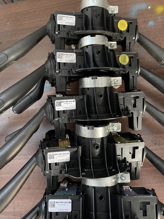 Grup manete maneta stergatoare semnal pilot audi a4 b8 a5 q5 a6