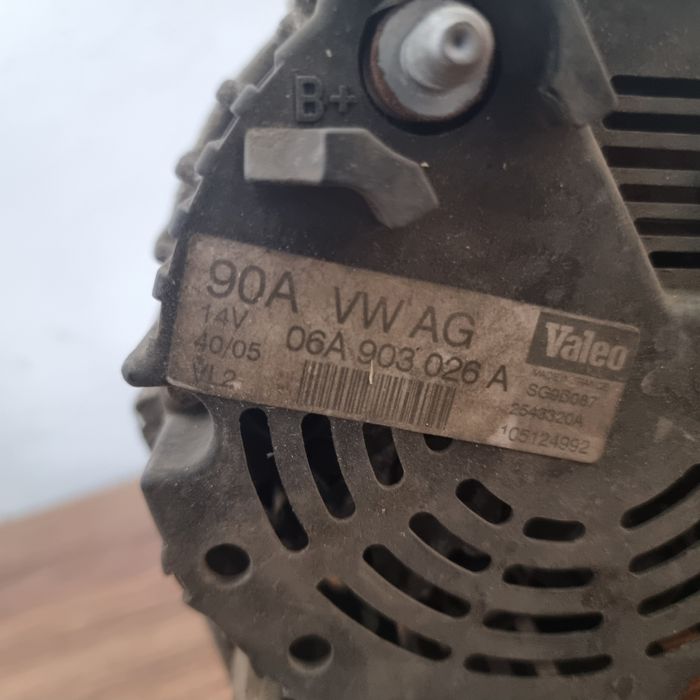 Alternator Electromotor 1.4i 1.6i 16v MPI Golf 4 Bora A3 8L Octavia 1