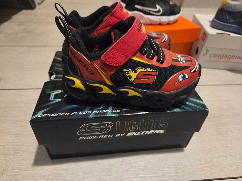 Детски обувки Skechers, 22 момче