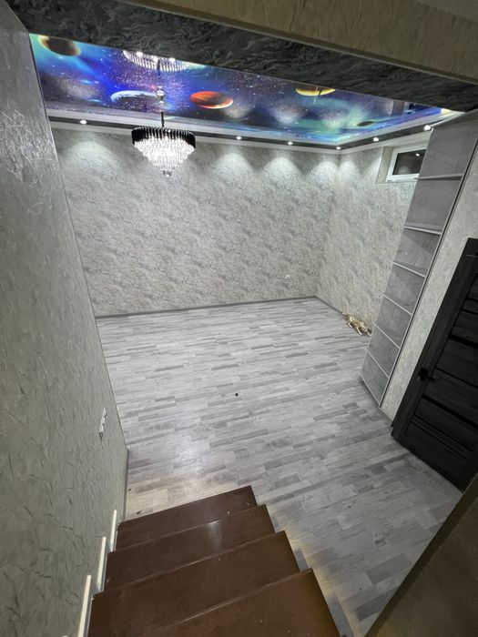 Mirabod rayonda yengi 2 etajli katej srochna sotiladi