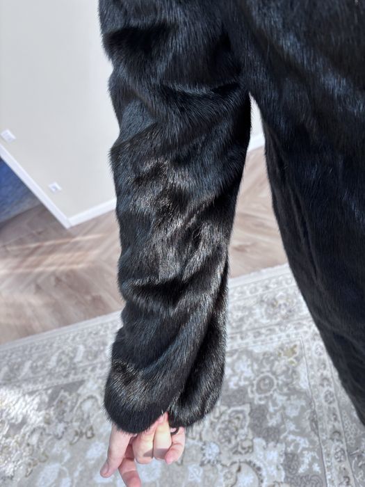 Продаю норковую шубу